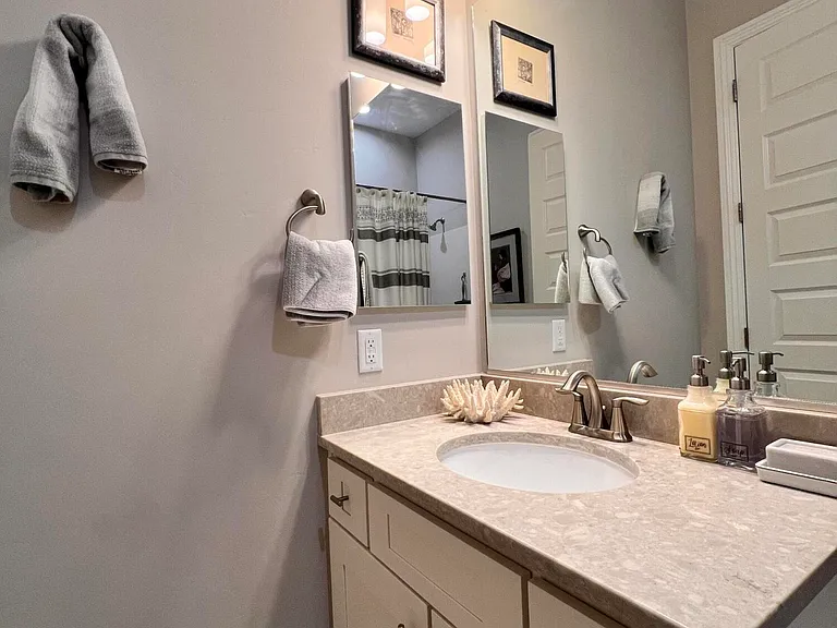 7010 W Cliff Spring Trl — Photo 10