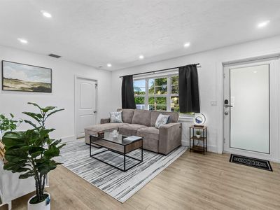 814 Franklin Rd, West Palm Beach, FL, 33405