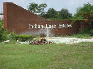814 Magnolia Dr, Lake Wales, FL 33855