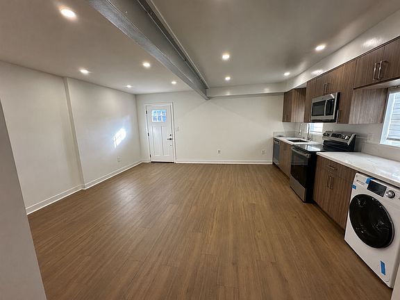 3rd image of 4145 Warner Blvd #101