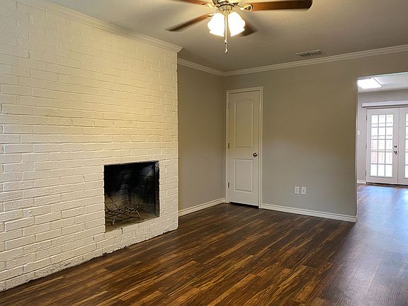2nd image of 811 McClenny Dr #M07