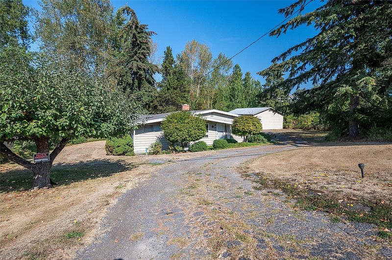 2nd image of 620 Telegraph Road