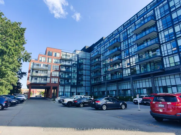 681 Yonge St #524, Barrie, ON L4N 4E8