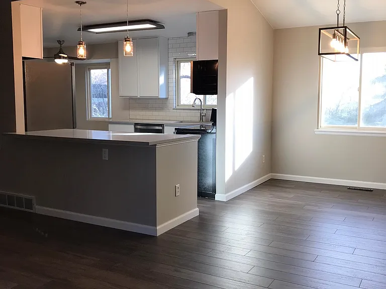 3162 Worthington Ave — Photo 4