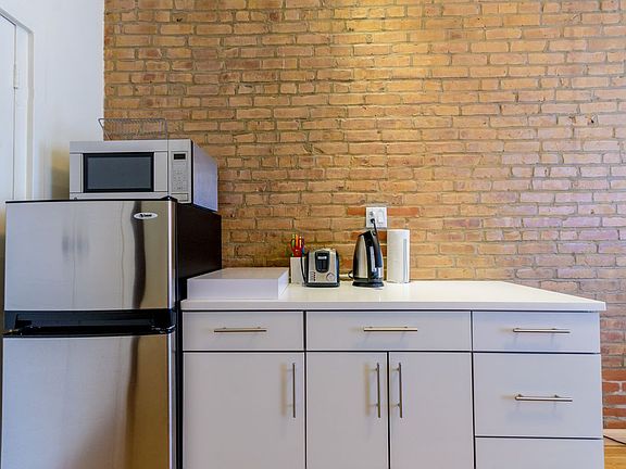 5th image of 348 E 51st St APT 3F