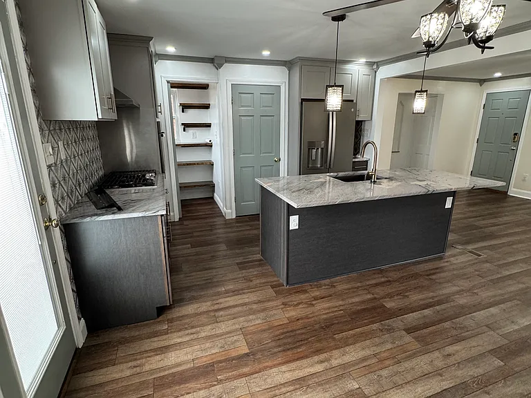 1524 Creedmoor Ave — Photo 7