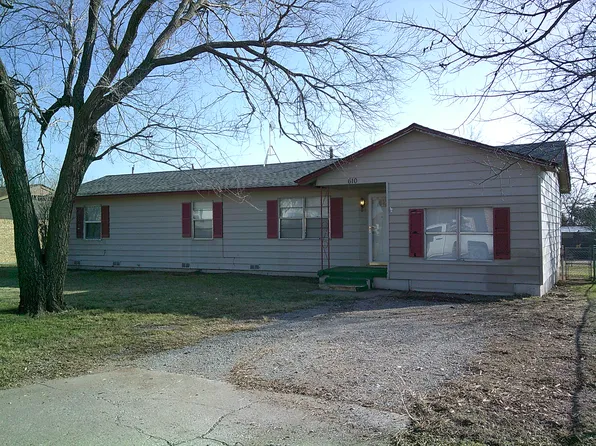 610 Wisconsin St, Geronimo, OK 73543