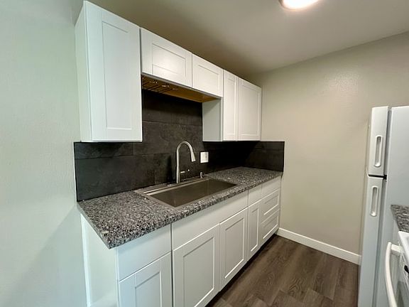 2nd image of 3070 W Colorado Ave