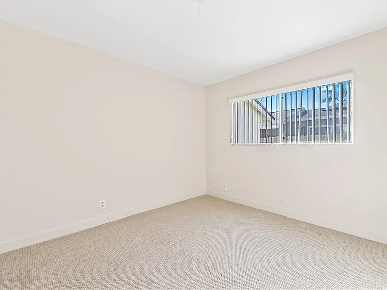 6431 Brown Cir — Photo 25