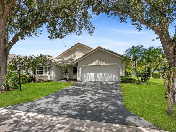 5333 Pine Cir