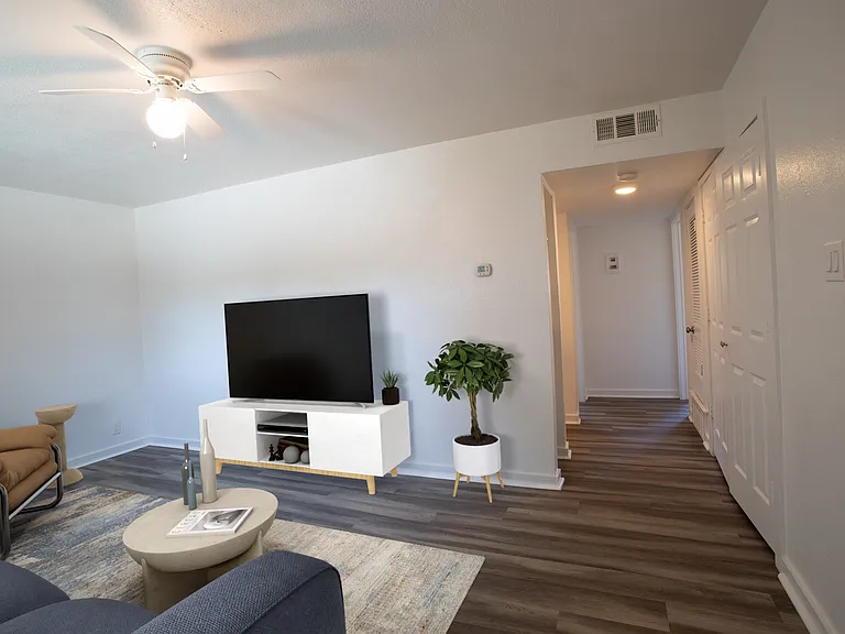 7945 Gault St #202 — Photo 7