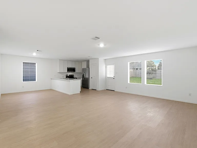 15227 Abella Dr — Photo 8