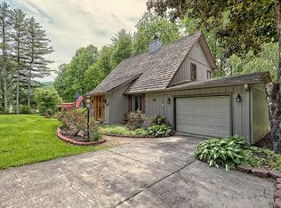 56 Putter Ln, Dillard, GA 30537