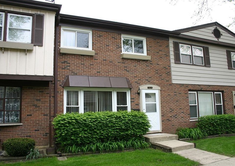 1st image of 214 Frederick Pl
