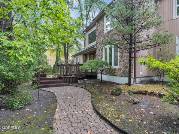 28 Ashley Drive, Holmdel, NJ 07733