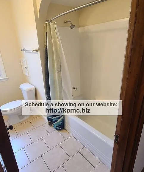 2937 Oaklawn St — Photo 13