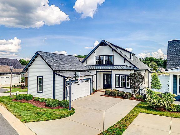 4th image of 132 Sisters Cove Ct