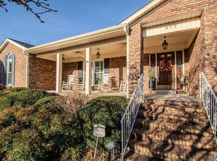 817 Cherokee Trl, Anniston, AL 36206