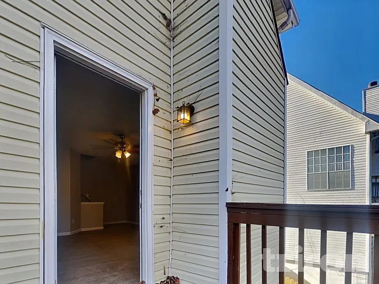 6260 Phillips Lake Way — Photo 29