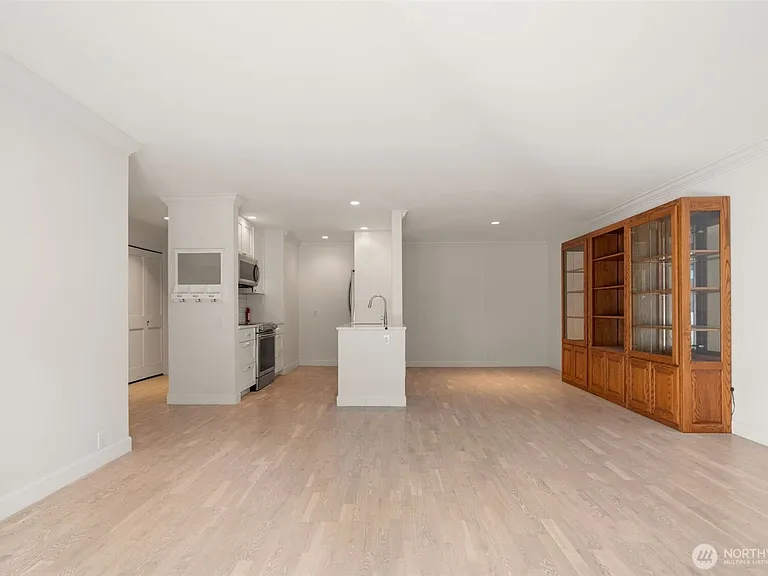 6333 Lake Washington Blvd NE #206 — Photo 10