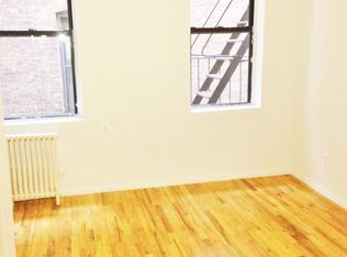 688 9th Ave, New York, NY 10036