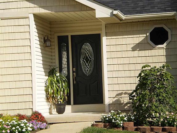 5th image of 1114 W Yellowwood Ct