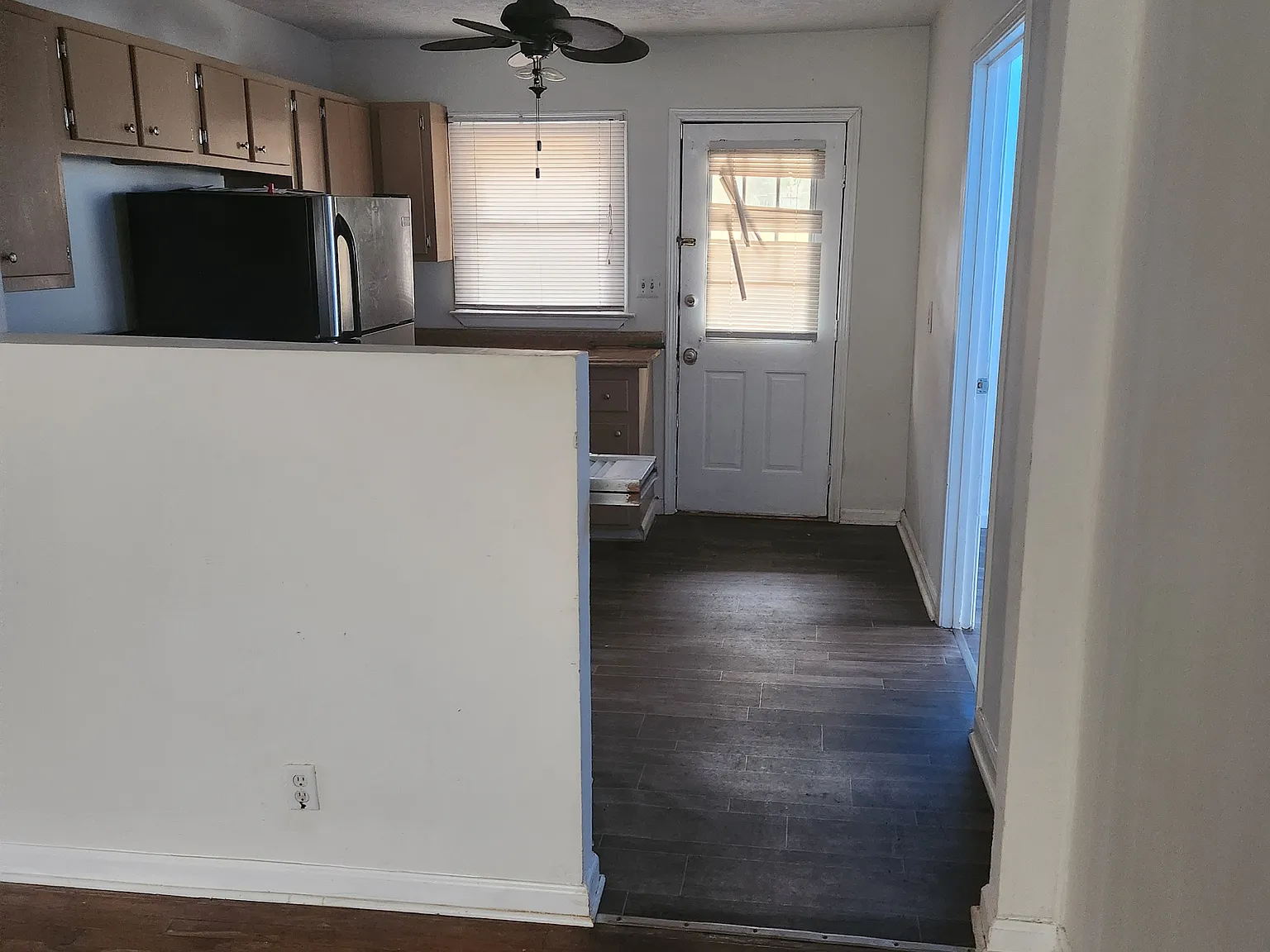 3 bed, 1257 sqft, $1,600 — Photo 2