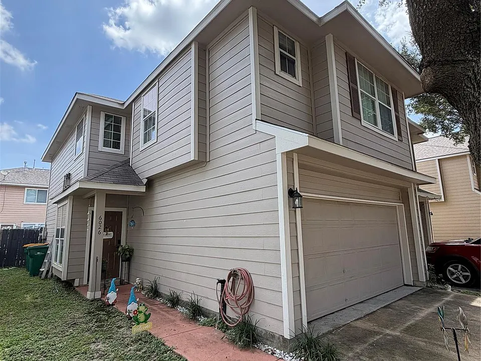 6026 Yorkglen Manor Ln