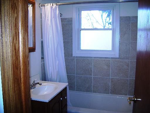 4th image of 11113 Highridge Ave