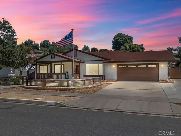 12439 Windsor Dr, Yucaipa, CA 92399