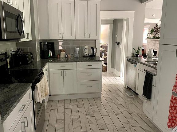 5th image of 1401 W 40th St