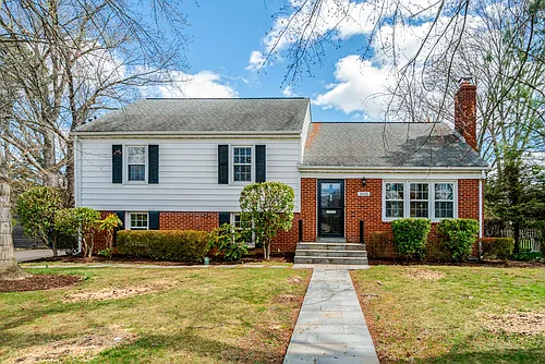 1012 Croton Dr Photo 1