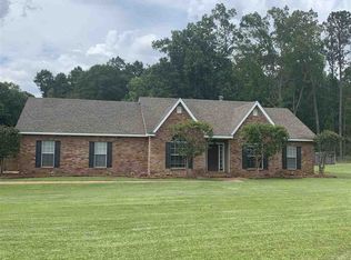 100 Comanche Dr, Terry, MS 39170