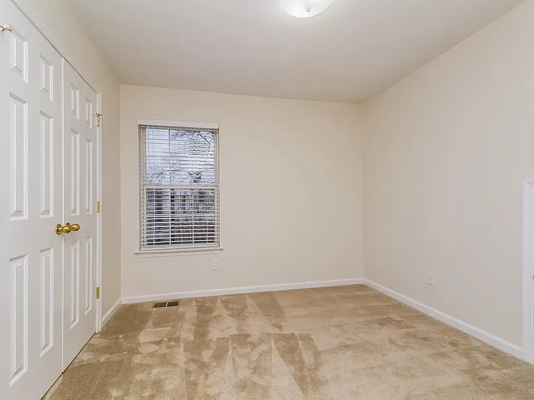 608 Birchbrook Ct — Photo 13