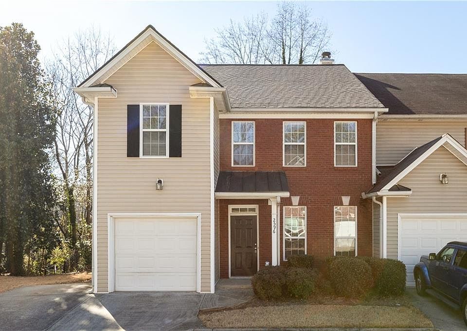 1st image of 2596 Avery Park Cir