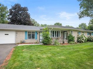 7498 Farr Ct, Shelby Township, MI 48316