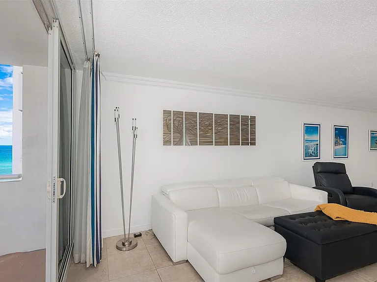 3140 S Ocean Dr #509 — Photo 15