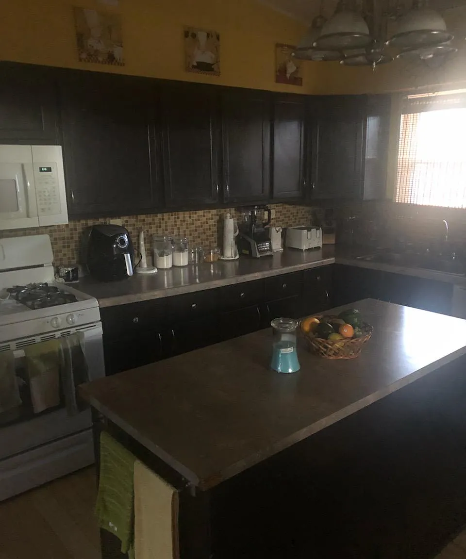 Meadow Ln, Dolton — Photo 1