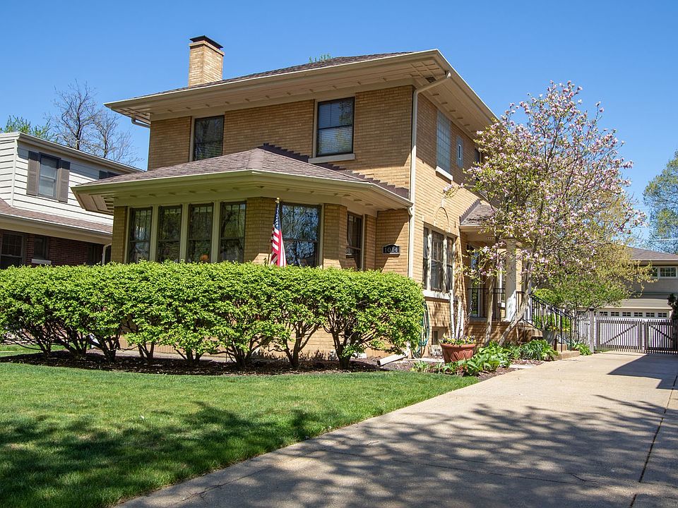 1st image of 1014 N Grove Ave