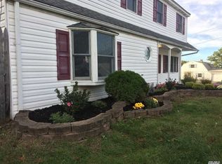 106 S Bicycle Path, Selden, NY 11784