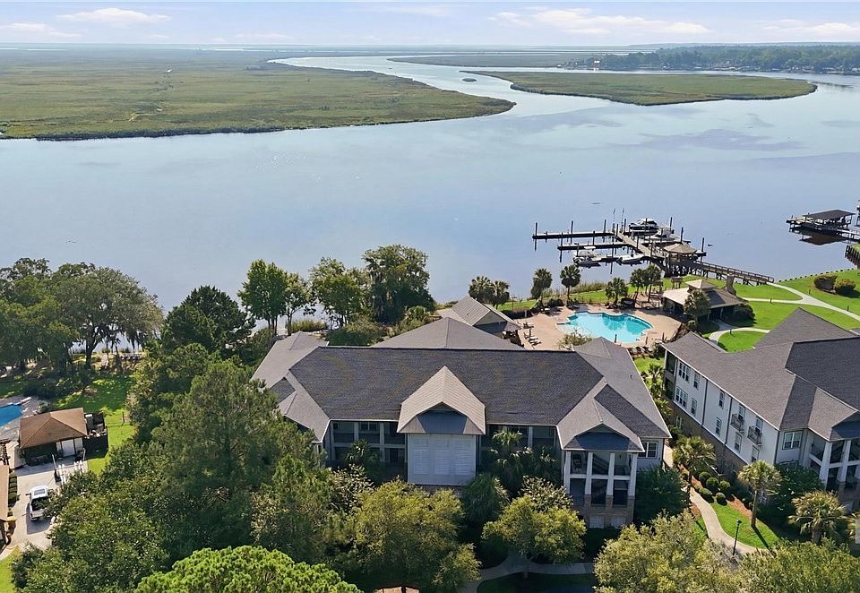 1st image of 2707 River Oaks Drive