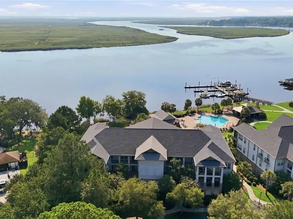 2707 River Oaks Drive, Richmond Hill, GA 31324