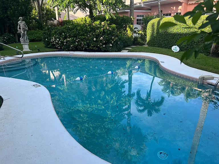 142 Peruvian Ave #101 — Photo 4