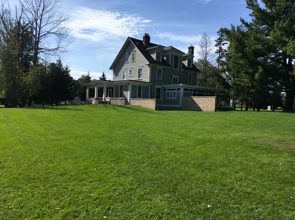 231 Old Route 940, Pocono Pines, PA 18350