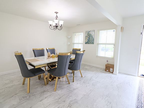 5th image of 11149 Titania Ct