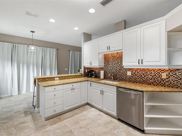 4360 Iola Dr — Photo 21