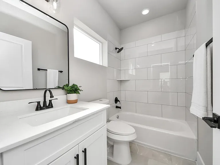 1102 Mansfield St #A — Photo 31