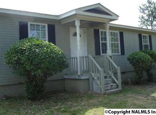 111 Lark Rd, New Market, AL 35761