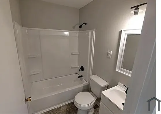 1114 Henderson Ave — Photo 13