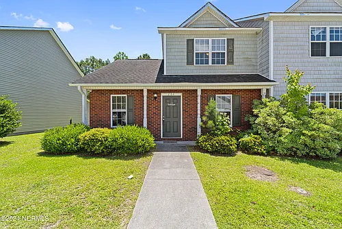 206 Streamwood Dr Photo 1